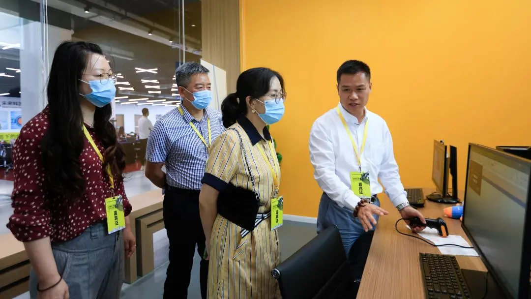 打卡南京创新周：艺赛旗带你走进人工智能加持下的虚拟员工世界